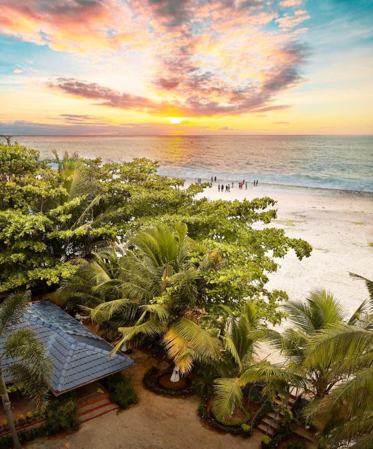 Palm Beach Resort, Alleppey Alappuzha Eksteriør billede