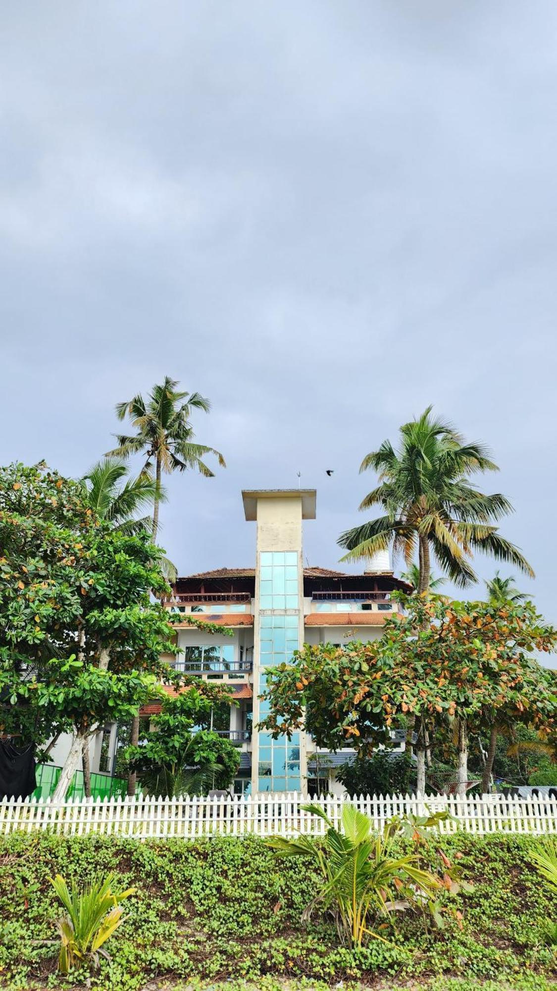 Palm Beach Resort, Alleppey Alappuzha Eksteriør billede